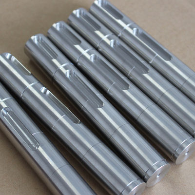materiale di macinazione di giro dell'acciaio inossidabile 304 delle parti di CNC di alta precisione di 0.01mm