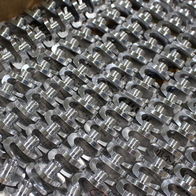 Tolleranza su misura di alta precisione 0.01mm del materiale della lega di alluminio dei pezzi meccanici di CNC