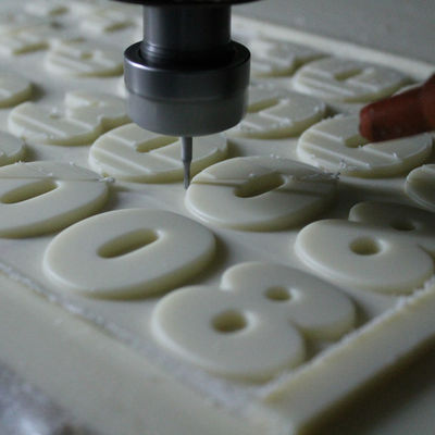 Il modello di macinazione rapido di CNC si separa le ampie opzioni materiali dell'ABS di plastica