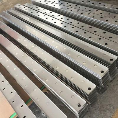La lamiera sottile di acciaio inossidabile di precisione di taglio del laser si separa la finitura di superficie di placcatura d'anodizzazione