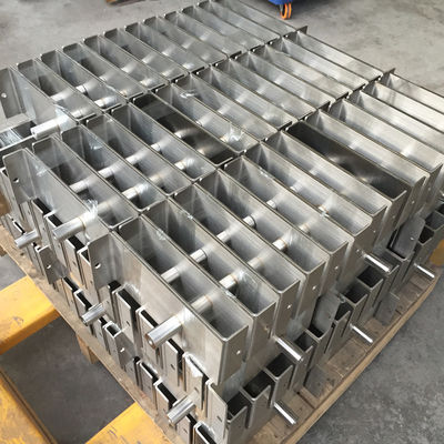 Tolleranza su ordinazione di alta precisione 0.01mm dei prototipi della lamiera sottile di precisione di acciaio inossidabile 304