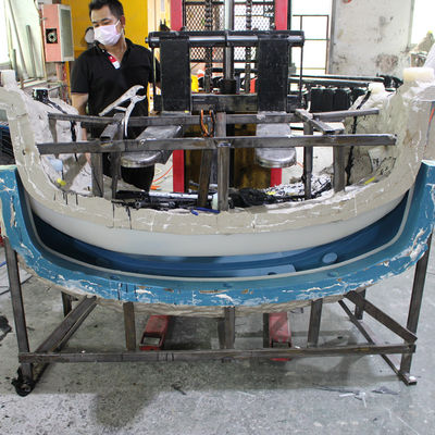 Lo stampaggio ad iniezione automobilistico della reazione del paraurti parte i prototipi rapidi che fabbricano il ODM dell'OEM