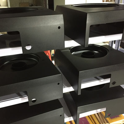 Della reazione stampaggio ad iniezione RIM Big Plastic Parts Black per strutturare l'inserzione di verniciatura che modella lo strumento rapido ed economico