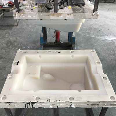 L'unità di elaborazione del poliuretano parte i prototipi rapidi dell'ORLO dello stampaggio ad iniezione della reazione a produzione