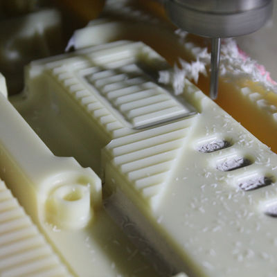 Il CNC su ordinazione di precisione dell'ABS ha lavorato il modello a macchina rapido delle componenti